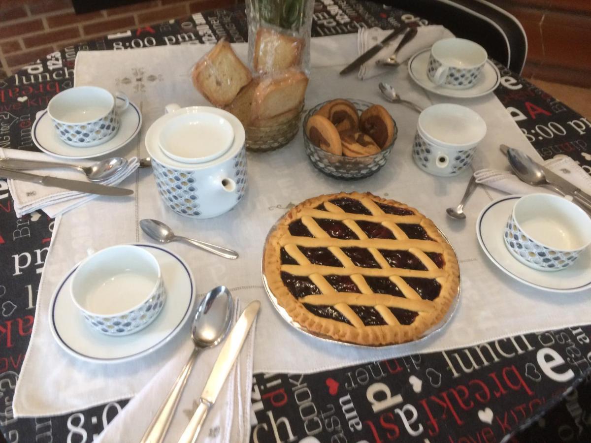 Bed and Breakfast Il Gelsomino Frasso Sabino Екстер'єр фото
