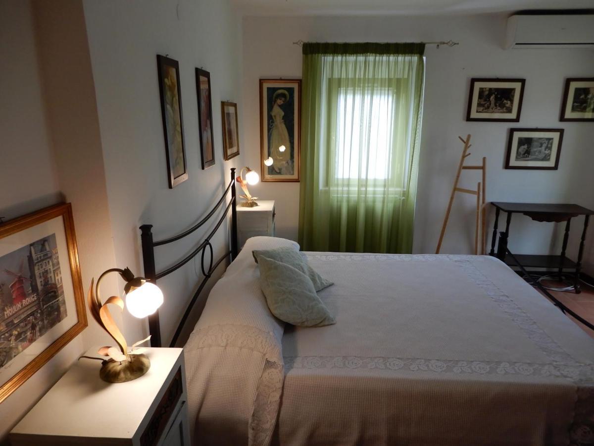 Bed and Breakfast Il Gelsomino Frasso Sabino Екстер'єр фото